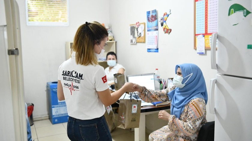 Sarıçam Belediyesi, evde bakım ve sağlık hizmetleri hız kesmeden devam ediyor