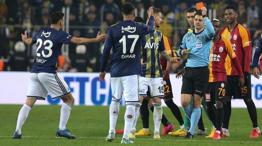 Galatasaray Fenerbahçe derbisinin hakemi belli oldu