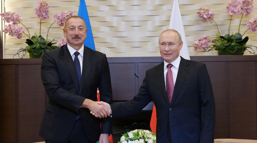 Putin ve Aliyev Soçi'de görüştü