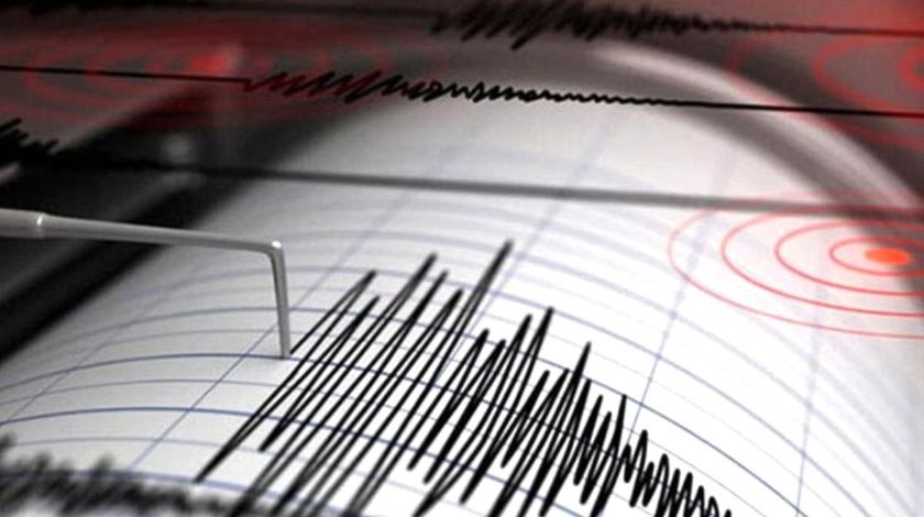 Deprem mi oldu İzmir'de kaç şiddetinde deprem oldu? AFAD-Kandilli son dakika depremler listesi