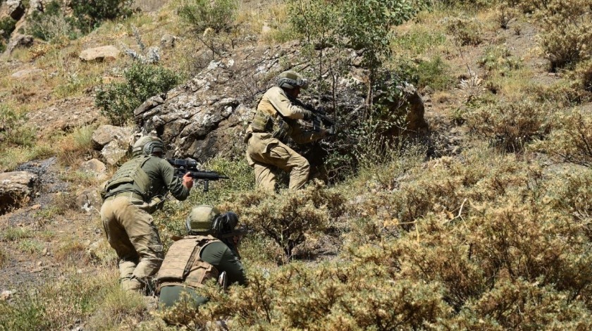 Mağarada etkisiz hale getirilen teröristlerin kimlikleri belli oldu