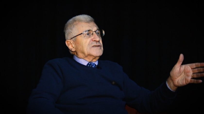 Ahmed Güner Sayar kimdir, kaç yaşında, nereli? Ahmed Güner Sayar kitapları nedir?