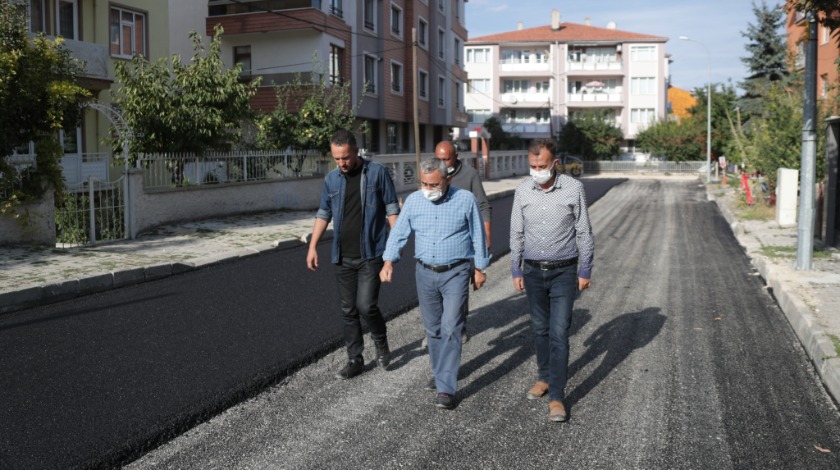 Kütahya Belediyesi 2021'de 65 bin 812 ton asfalt serimi gerçekleştirdi