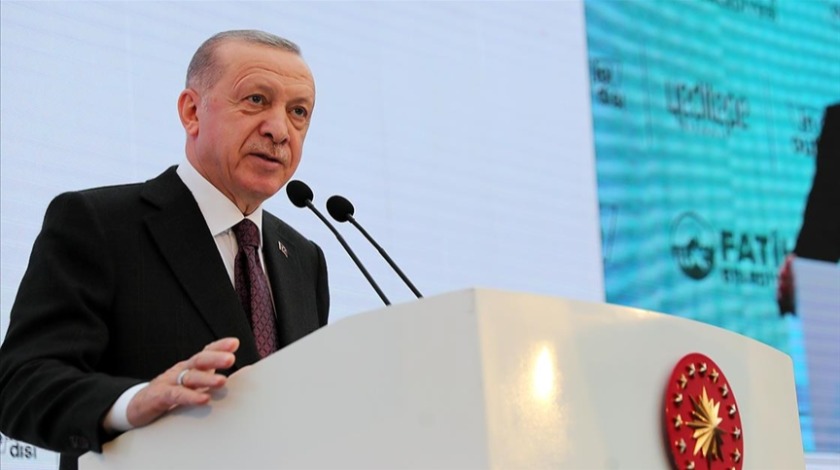 Cumhurbaşkanı Erdoğan: Kültür sanat birikimimize sahip çıkıp daha ileriye taşıyacağız