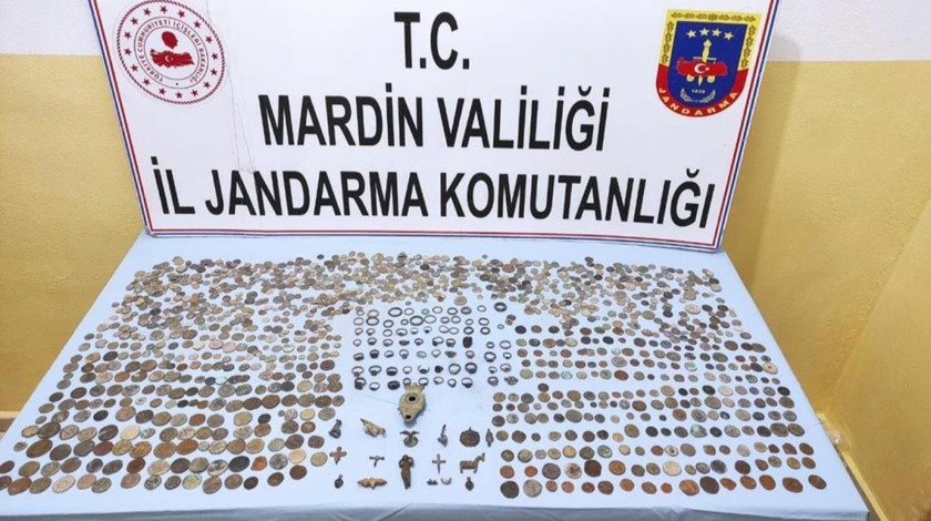 Mardin'de tarihi eser kaçakçılarına jandarma engeli