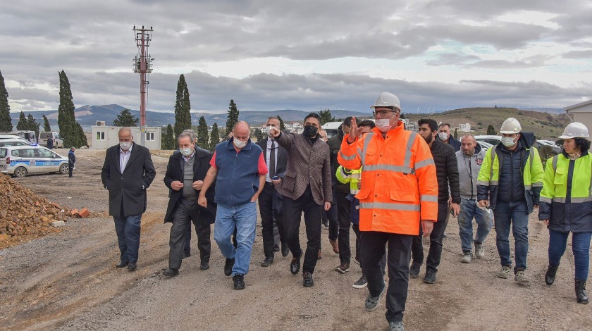 Aliağa'da, Başkan Serkan Acar ve Aliağalı Muhtarlardan Proje Turu