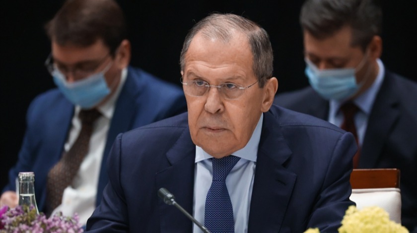 Lavrov: Ukrayna’ya saldırma niyetinde değiliz