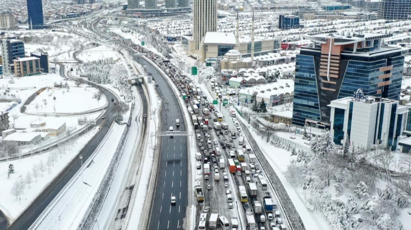 İstanbul'da kamu çalışanları yarın da idari izinli