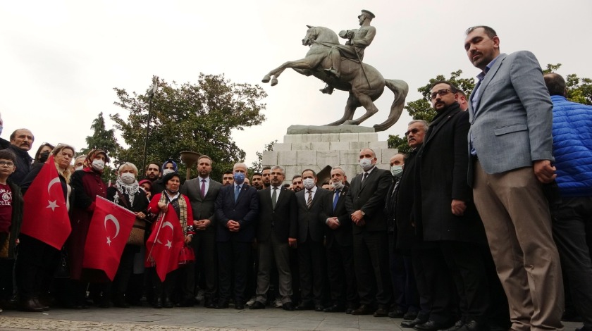 Samsun'da Atatürk Anıtı'na saldırıya siyasi partilerden ve STK'lerden tepki