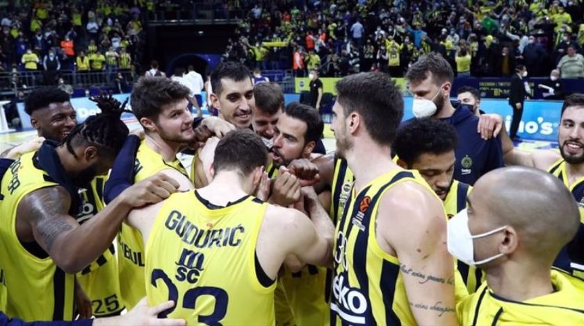 Fenerbahçe Beko'nun bir maçı daha ertelendi