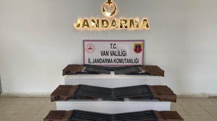 Jandarma ekipleri tarafından 60 av tüfeği ele geçirildi