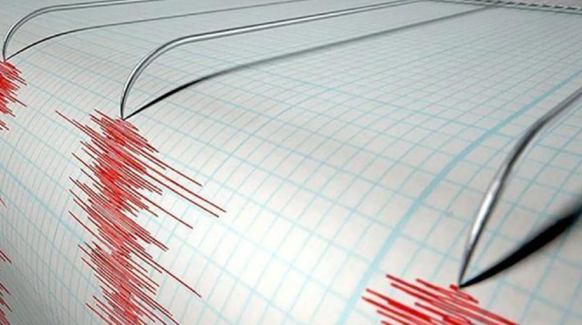 Endonezya'da şiddetli deprem