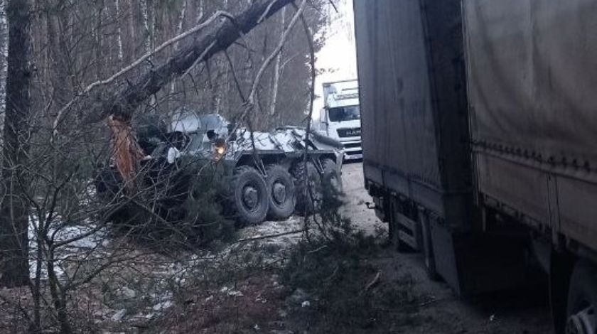 Rusya’nın tankı Türk vatandaşının tırına çarptı