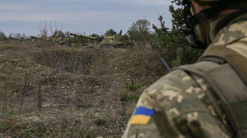 Ukrayna: Ülkeden ayrılmaları yasaklandı