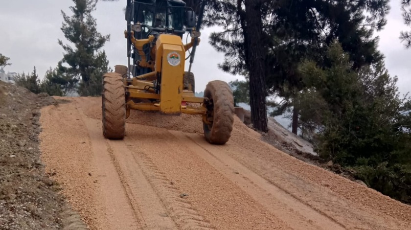 Başkan Yılmaz; Yüksek kesimlerde konforlu ve güvenli yollar oluşturduk