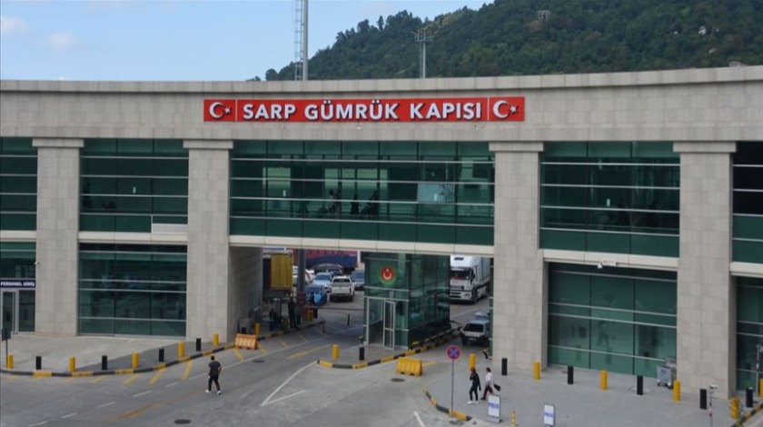 Sarp Sınır Kapısı'nda PCR şartı kaldırıldı