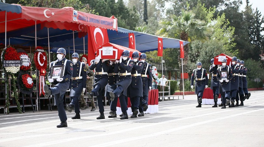 Adana şehitleri törenle uğurlandı