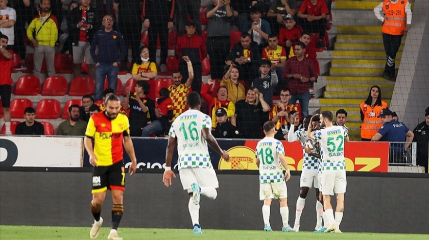 Çaykur Rizespor, deplasmanda Göztepe'yi dağıttı