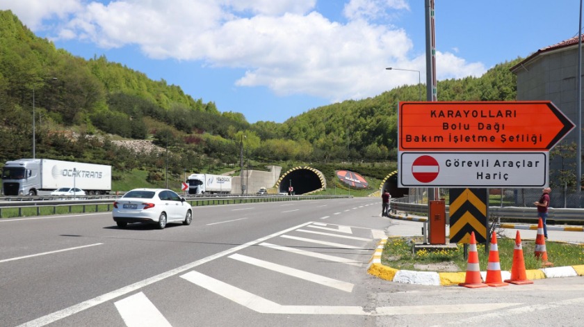 Bolu Dağı geçişi İstanbul yönü trafiğe kapatılacak