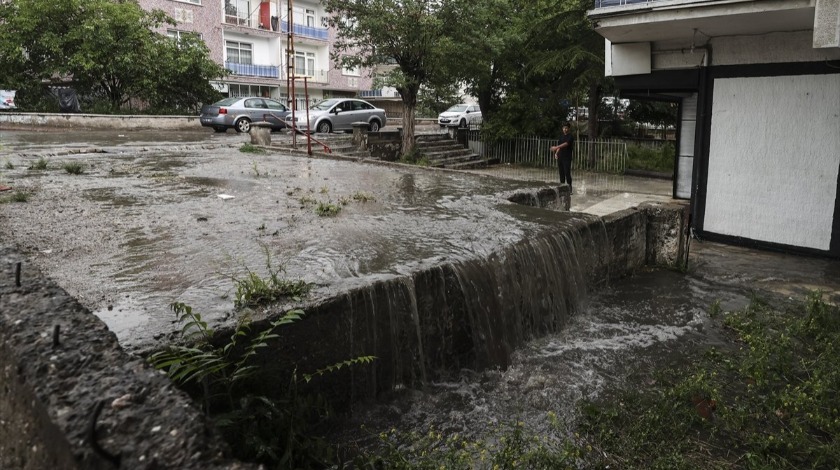 Ankara'da sağanak can aldı