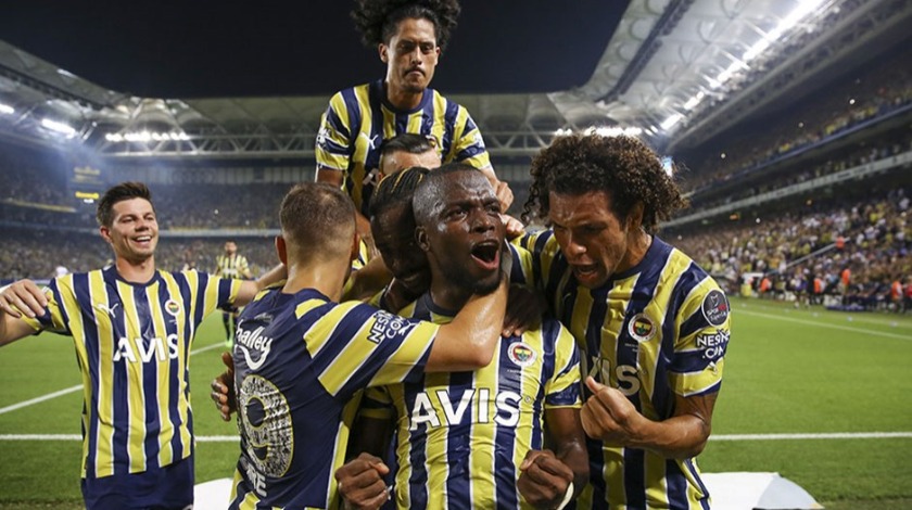 6 gollü, 1 kırmızı kartlı çılgın maçın kazananı Fenerbahçe