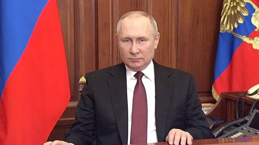 Putin: Petrol ve doğal gaz gelirlerimiz artıyor