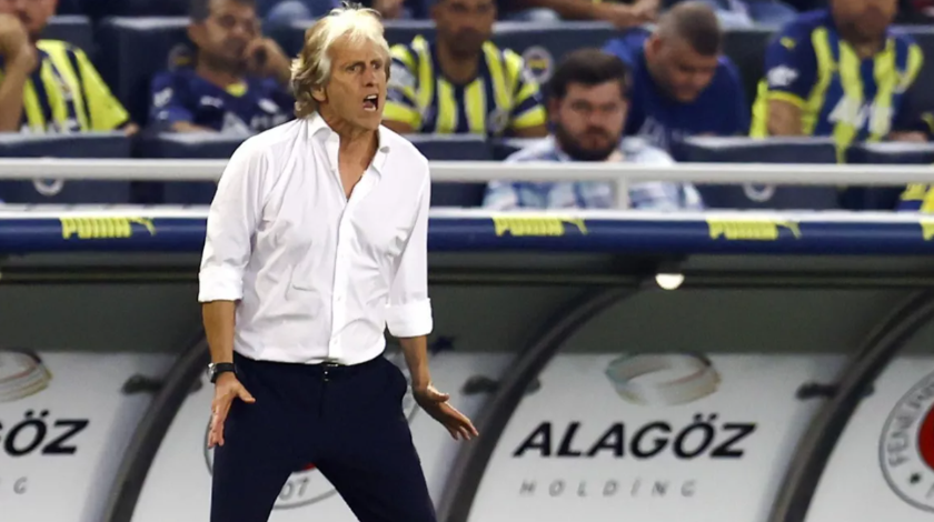 Jorge Jesus'tan şaşırtan karar! Yeni transfer kadro dışı