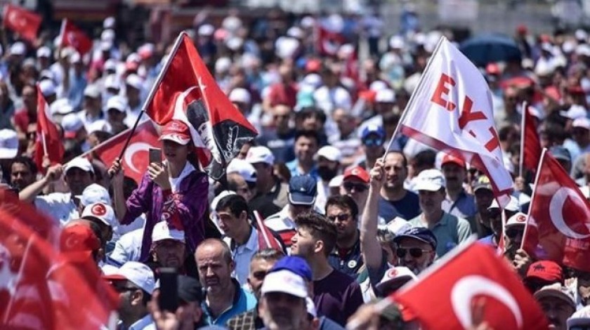 EYT'de yeni formül belli oldu: Prim ve yaş detayları! Son gelişmeler...