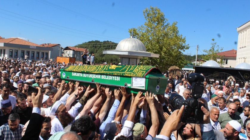 Şehit Kaymakam Safitürk'ün babasına veda..