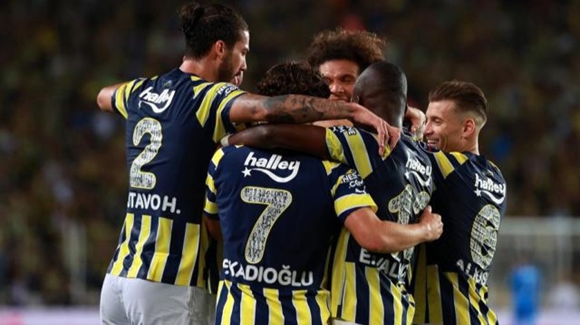 Fenerbahçeli oyuncular golleri paylaşıyor!