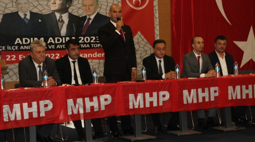 MHP'li Kılavuz: "Meral Akşener, Demirtaş denen teröristle birlikte hareket etmek istiyor"