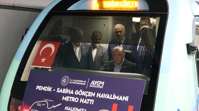 Pendik-Sabiha Gökçen Havalimanı metrosu açıldı