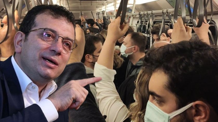 İstanbul’daki metro kalabalığı isyan ettirdi: ‘Her şey çok güzel oluyor mu?’