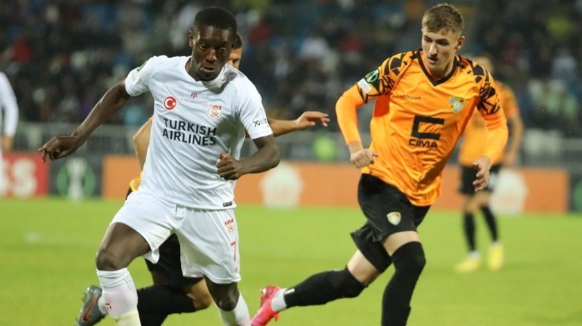 Demir Grup Sivasspor geriden gelip galip