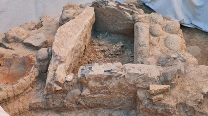 İzmir'deki Yassıtepe Höyüğü'nden Miken uygarlığına ait buluntular çıkarıldı