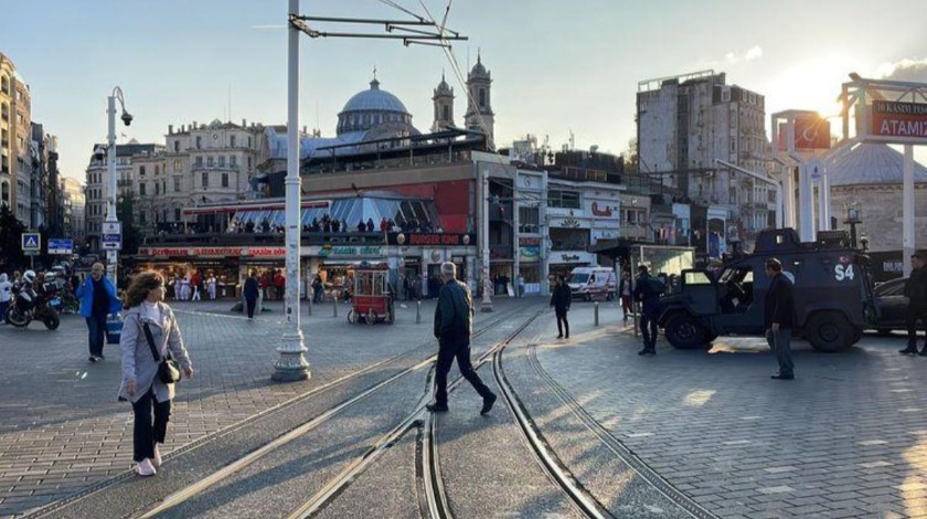 İstiklal Caddesi'ndeki bombacı teröristin yeni görüntüleri ortaya çıktı