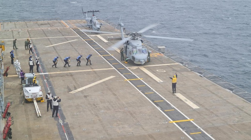 Helikopterler LHD ANADOLU gemisine konuşlandı