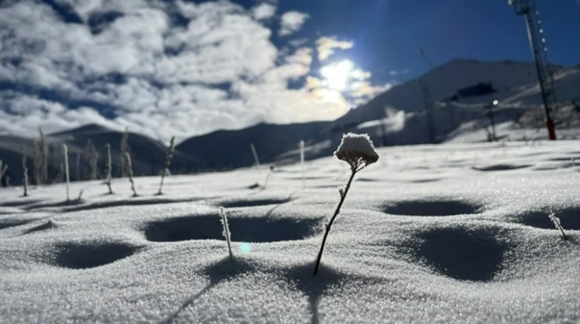 Doğu Anadolu'da kar ve soğuk hava etkisini sürdürüyor