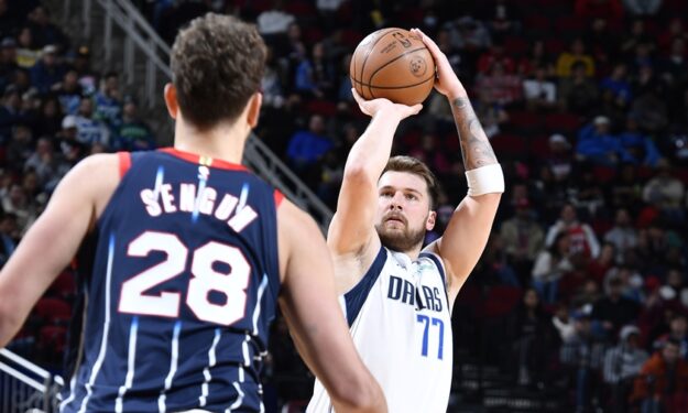 Alperen Şengün Triple-Double’a Yaklaştı: Doncic 50 Sayı ile cevap verdi!