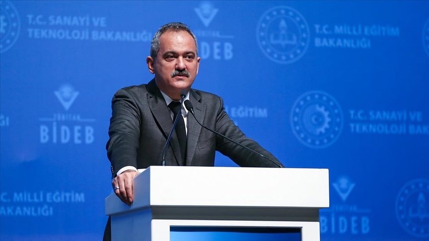 Bakan Özer: 2023'te tüm okullarımızı çevre dostu okul yapacağız