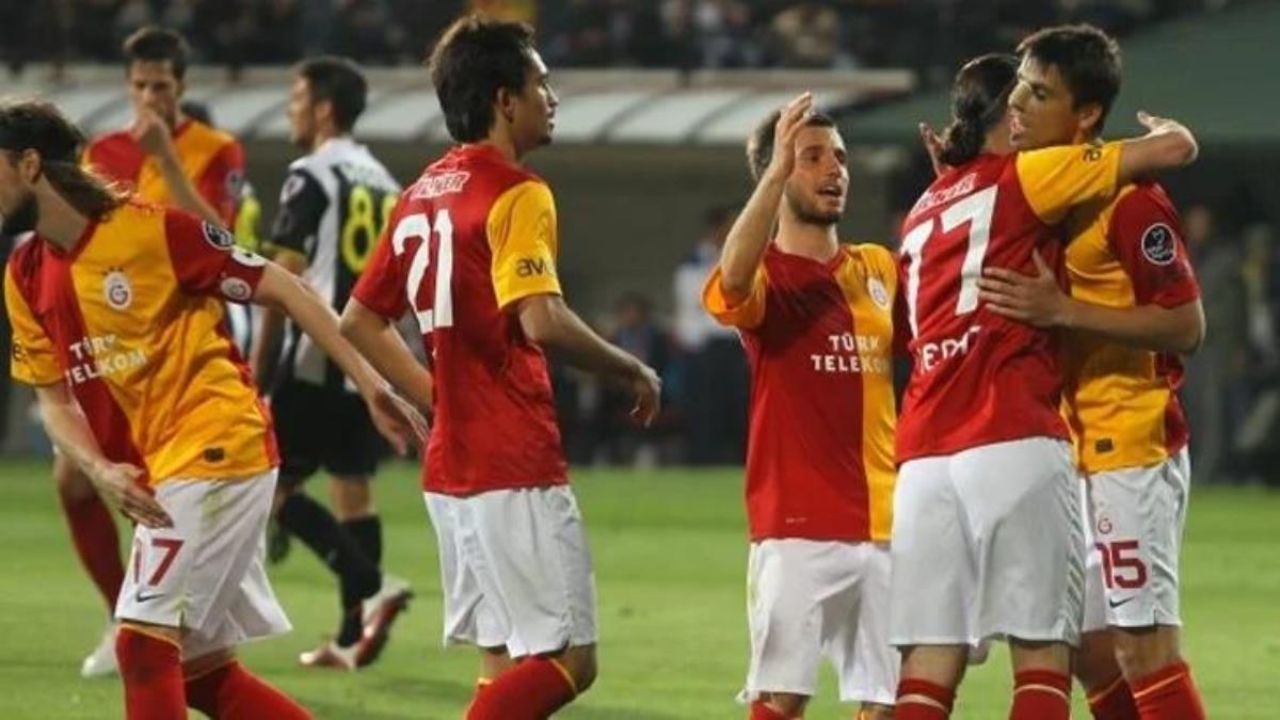 Arabada giderken para saçan eski Galatasaraylı dibe vurdu! İşte yeni takımı