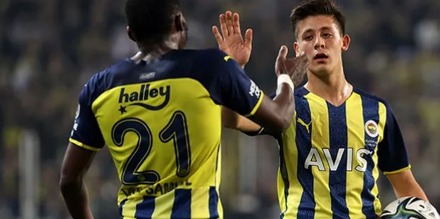 Fenerbahçe'de olmaz denilen oldu! Yıldız oyuncu İngiltere Premier Lig'e gidiyor...