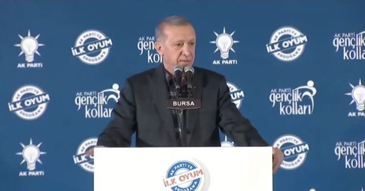 Cumhurbaşkanı Erdoğan'dan altılı masaya sert sözler: 'Gel' deyince gelecek, 'Sus' deyince susacak kukla aday arıyorlar