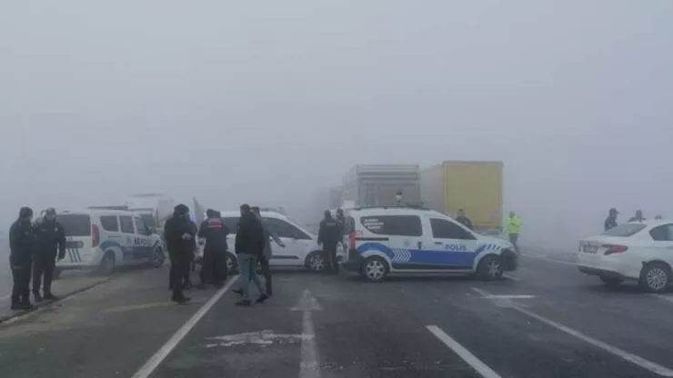 Konya-Adana karayolunda kahreden kaza! 2 asker şehit, 2 asker yaralı...