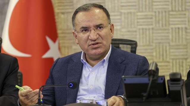 Bakan Bozdağ: Ucu kime uzanırsa uzansın adalet yerini bulacaktır