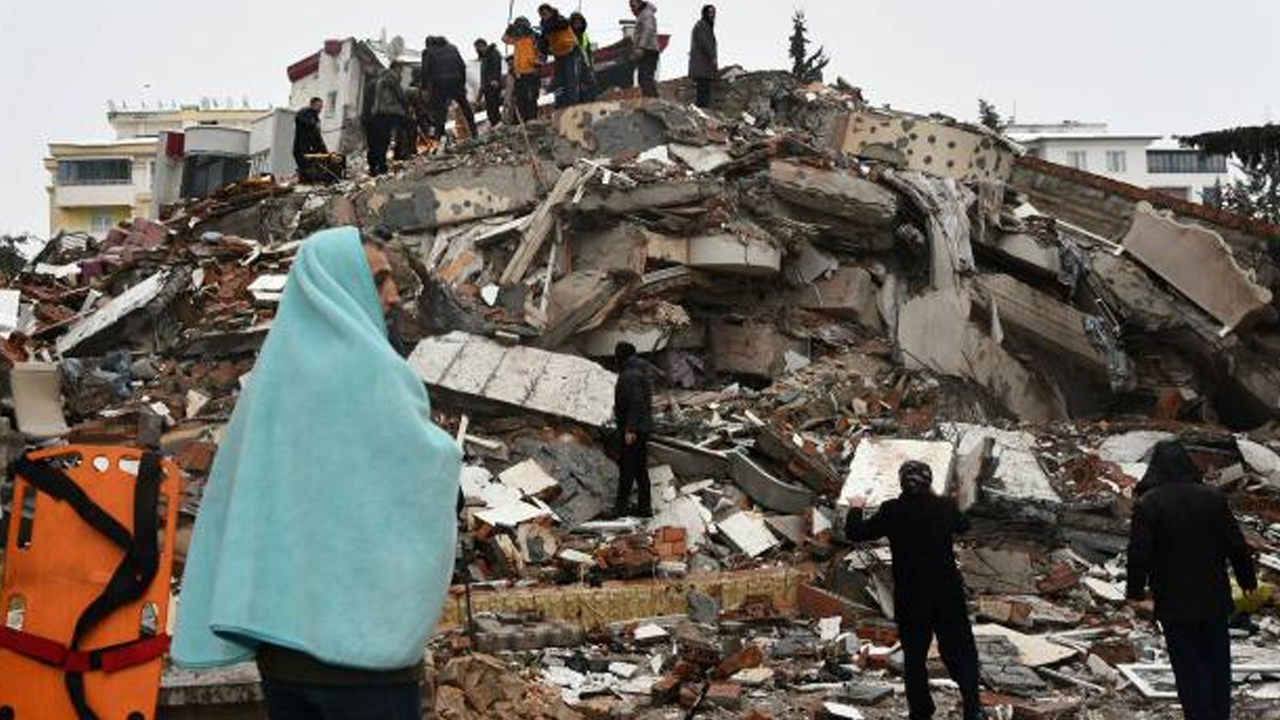 Deprem bölgesinde yoğun kar, fırtına ve sağanak bekleniyor