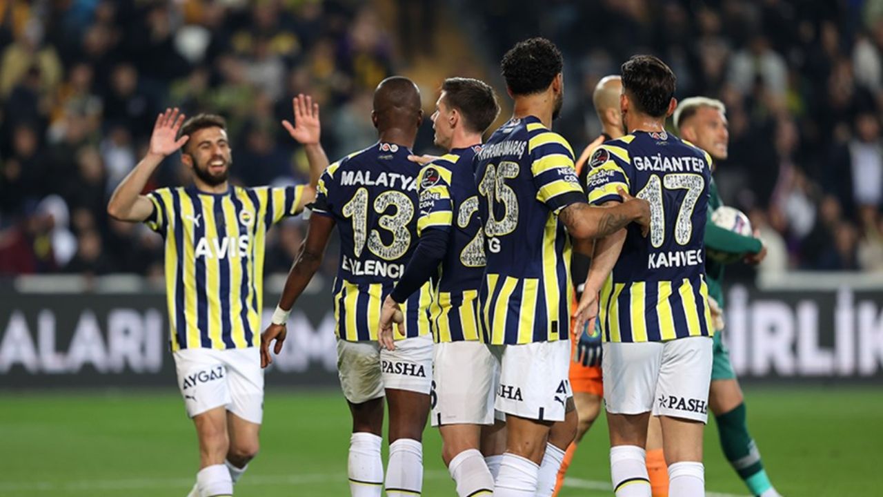 Fenerbahçe Konyaspor'u 4-0 yendi