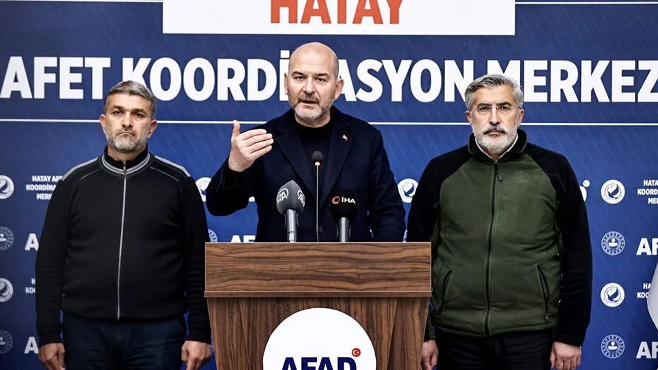 Bakan Soylu: Acil yıkılacak ve ağır hasarlı binalara girmek kesinlikle yasak