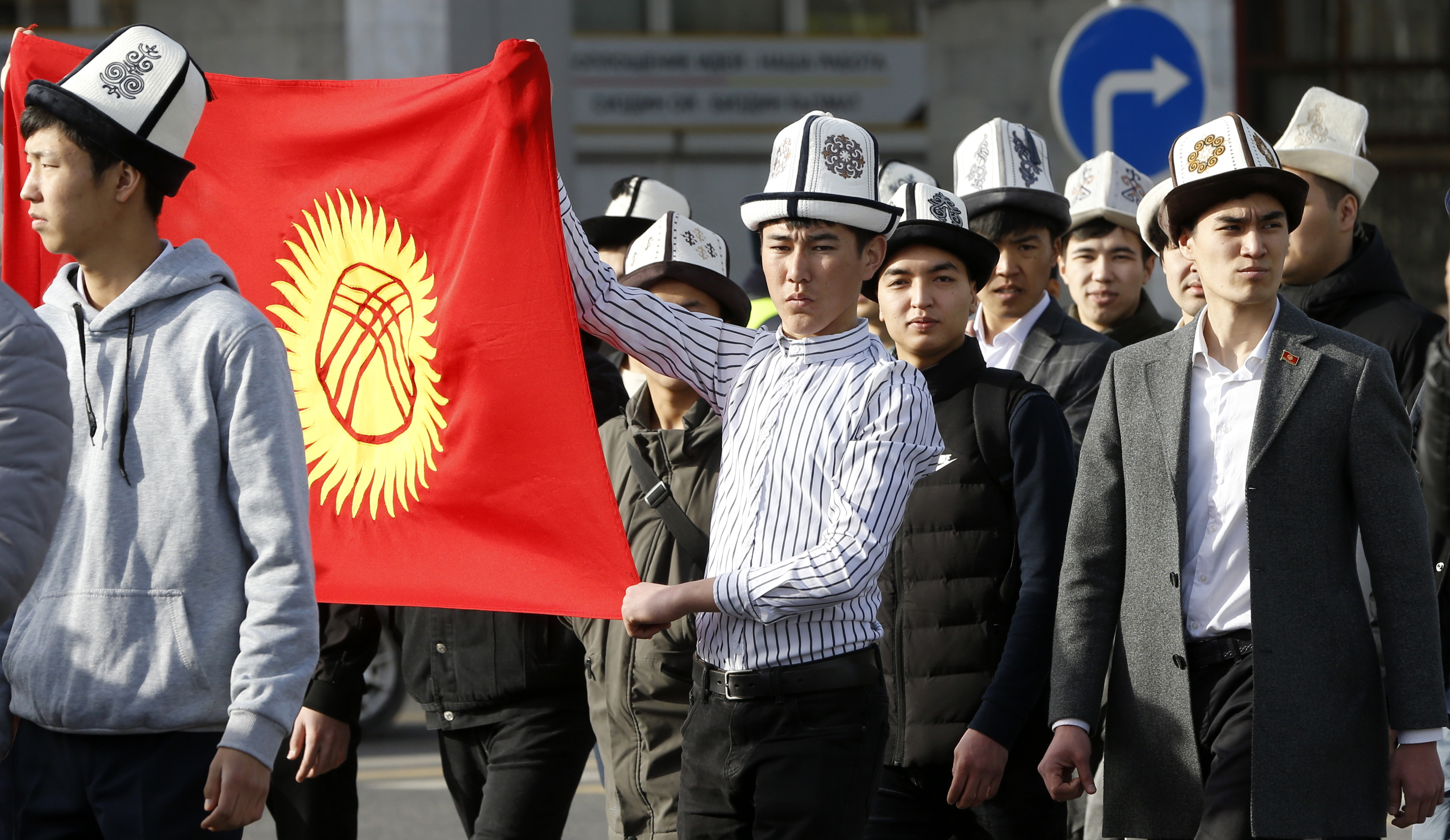 Kırgızistan'da "5 Mart Milli Ak Kalpak Günü" geçit töreni ile kutlandı 4