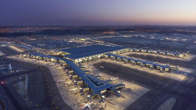 İstanbul Havalimanı yine Avrupa'nın zirvesinde